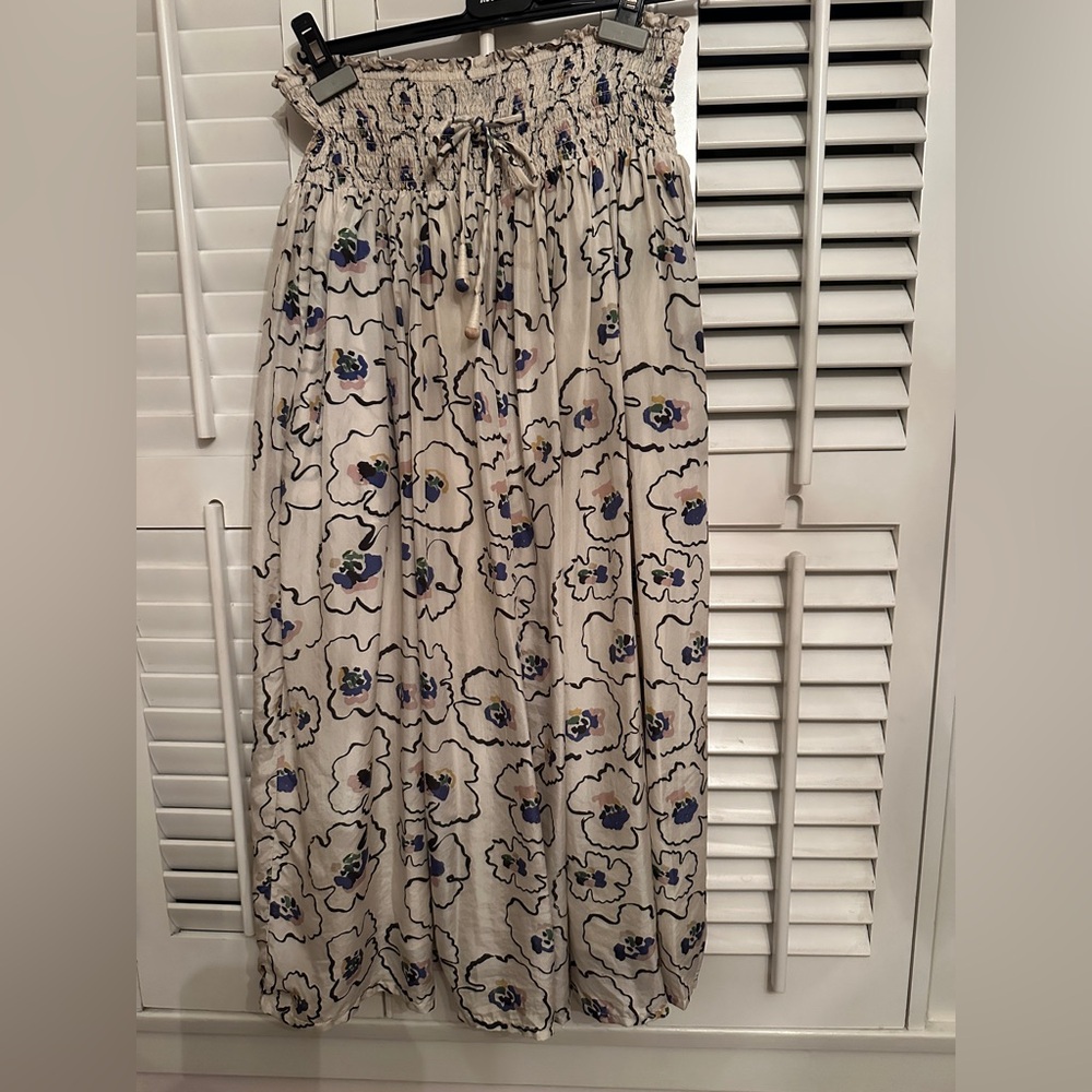 A Piece Apart 100% silk Pansy floral skirt